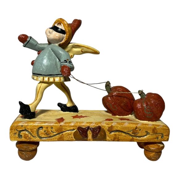 Set Of 3 House of Hatten Masked Fairy Pumpkins Denise Calla Figurines Halloween - Picture 6 of 16